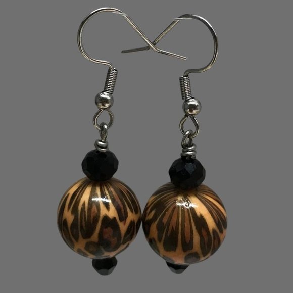 Animal Print Light Weight Dangle Earrings Stainles - Picture 6 of 8